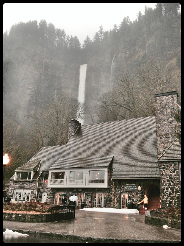 Multnomah Falls and the lodge